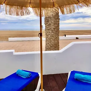 Luxury Sea Front Iii Apartment