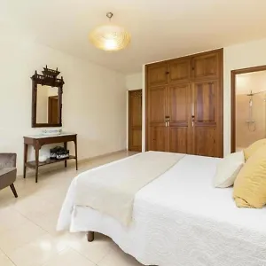 Luxury Sea Front -la Orilla Villa