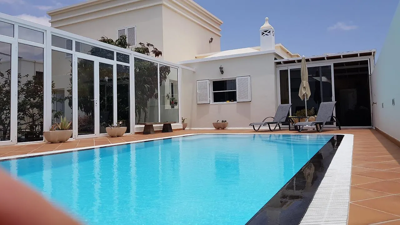 Casa Makuki Villa Playa Honda  0*, Playa Honda (Lanzarote)